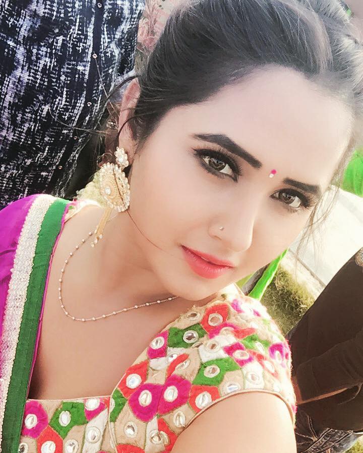 Bhojpuri Actress kajal raghwani selfie photos
