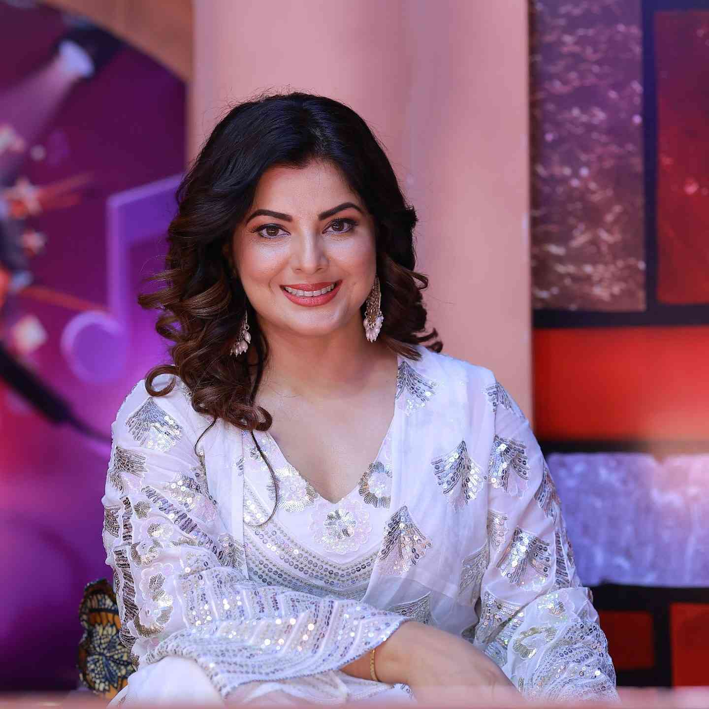 Smriti Sinha Biography