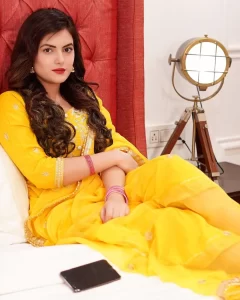 Isha-Gupta-Bhojpuri-Actress-hot-pics - Bhojpuri Gallery