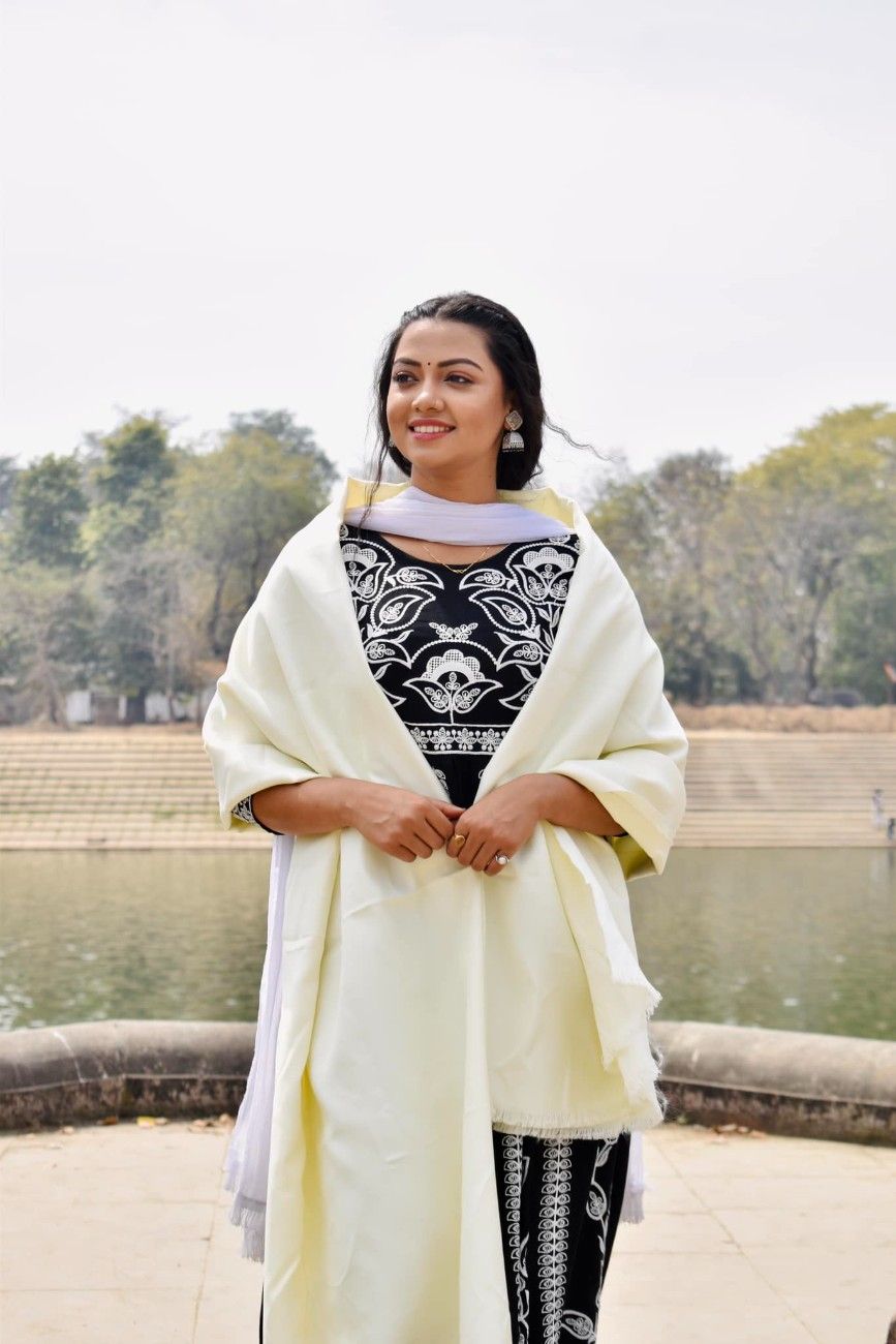 Raksha gupta Actress