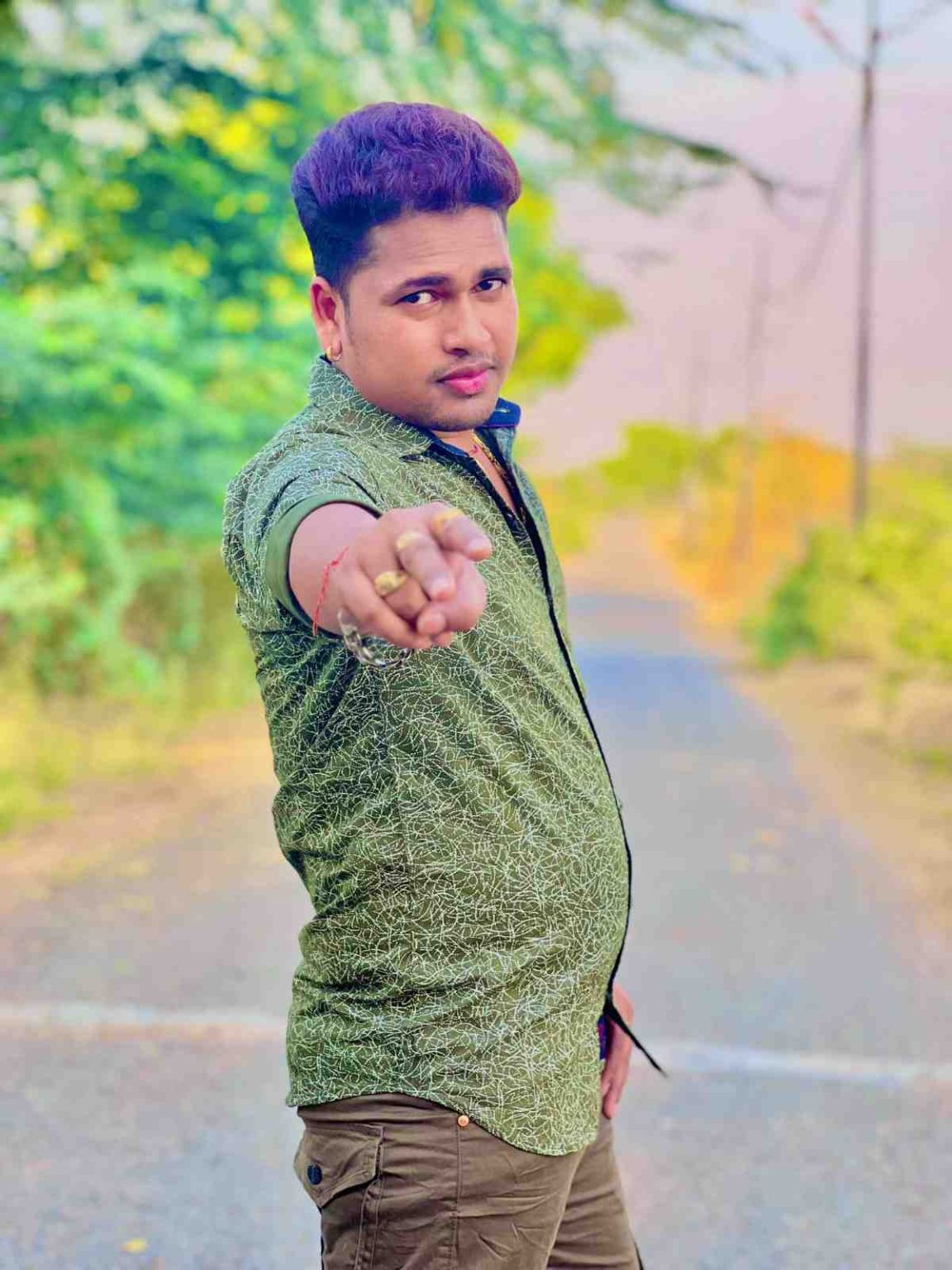 Awadhesh Premi Yadav Biography: Age, Songs, Family, Net Worth ...