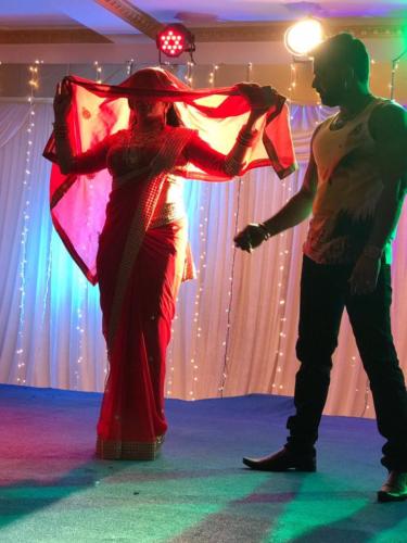 Pawan Singh and Amarpali Dubey Item Dance Image