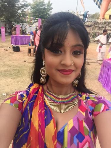 Shubhi Sharma Bhojpuri Actress HD Images