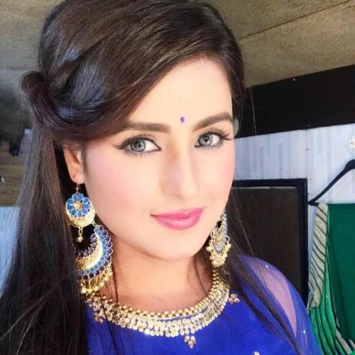 Akanksha Awasthi Bhojpuri Actress HD Wallpapers (4)