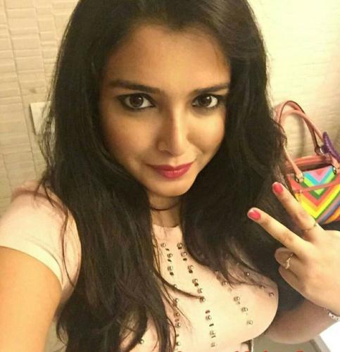 Amrapali Dubey Bhojpuri Actress HD Wallpapers (34)