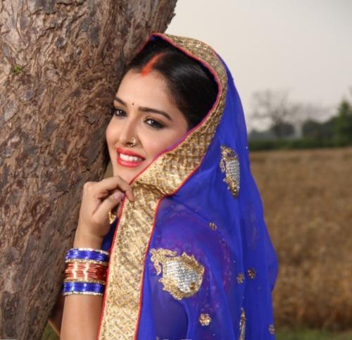Amrapali Dubey Bhojpuri Actress HD Wallpapers (45)