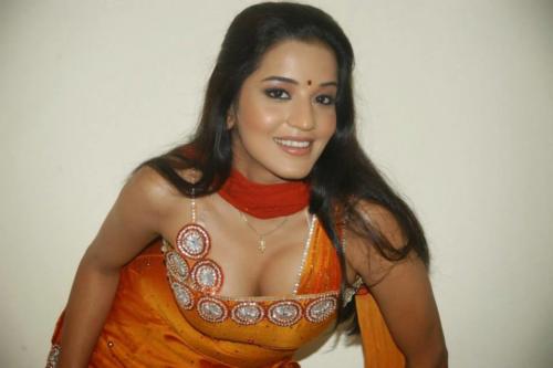 Monalisa (Antara Biswas) Bhojpuri Actress HD Wallpapers (104)