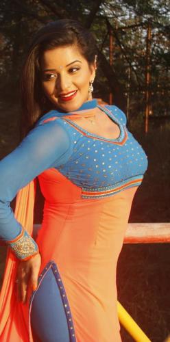 Monalisa (Antara Biswas) Bhojpuri Actress HD Wallpapers (136)