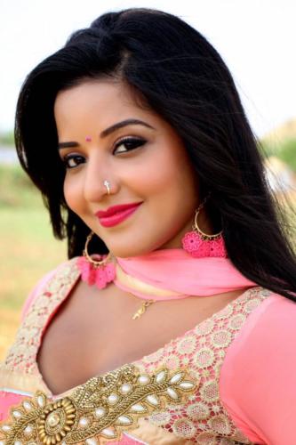 Monalisa (Antara Biswas) Bhojpuri Actress HD Wallpapers