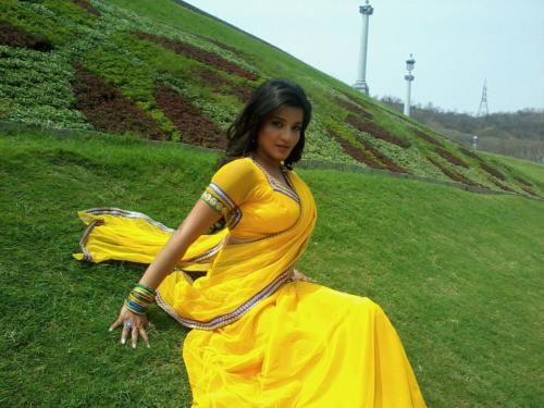 Monalisa (Antara Biswas) Bhojpuri Actress HD Wallpapers