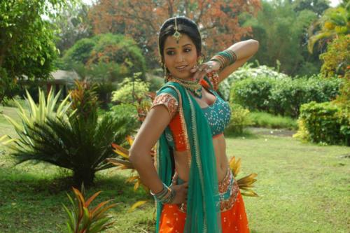 Monalisa (Antara Biswas) Bhojpuri Actress HD Wallpapers (96)