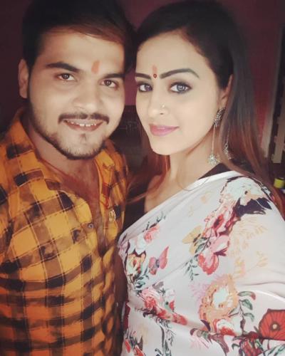 Yamini Singh and arvind akela kallu latest photos