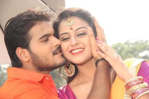 Yamini Singh and arvind akela kallu latest photos